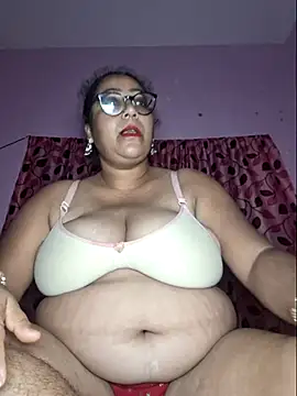 MISTI KOLK online show from July 2026 06:06:02 PM