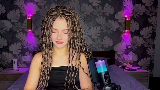 BitterPeach online show from July 2026 01:47:01 PM
