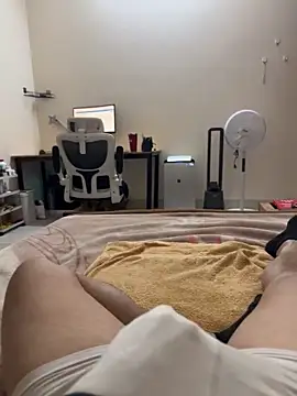 Snapshot of battman4488 chatting on December 2025 02:45:02 PM battman4488 online show from December 2025 02:45:02 PM