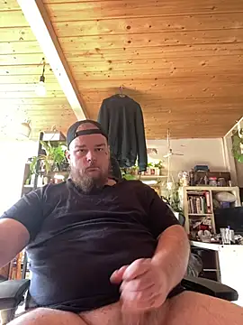 YoursxTruly online show from February 2026 11:06:02 AM