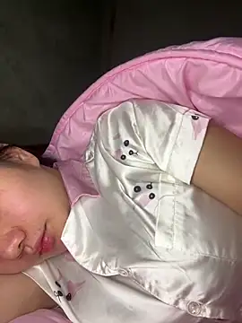 leo-kitty online show from December 2025 02:13:01 PM