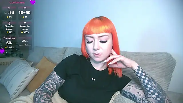 ScarletVixenLive online show from January 2026 07:28:02 PM