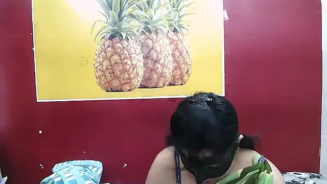 Lovelycouple25 online show from April 2026 05:33:01 AM