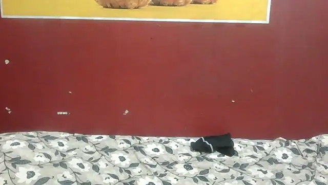 Lovelycouple25 online show from May 2026 05:48:02 AM