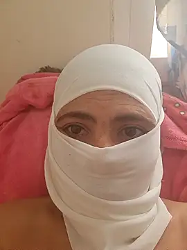 Snapshot of katiyvy chatting on December 2025 01:51:02 PM katiyvy online show from December 2025 01:51:02 PM