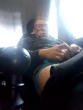 Snapshot of Mar81 chatting on December 2025 06:53:01 AM Mar81 online show from December 2025 06:53:01 AM