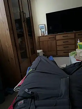 Manu1983el01 online show from April 2026 02:55:01 PM