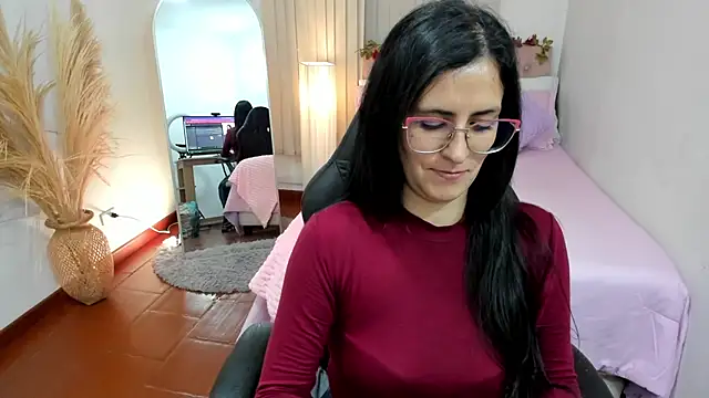 Snapshot of Isa_Emm chatting on January 2026 07:38:02 PM Isa Emm online show from January 2026 07:38:02 PM