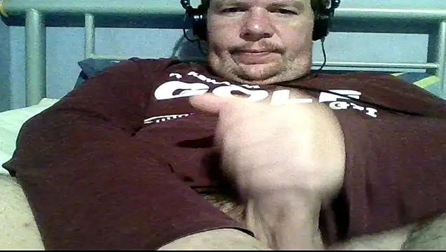 Snapshot of mrhardcock12 chatting on February 2026 09:01:01 PM mrhardcock12 online show from February 2026 09:01:01 PM