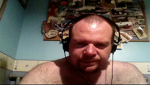 Snapshot of mrhardcock12 chatting on March 2026 10:04:02 PM mrhardcock12 online show from March 2026 10:04:02 PM