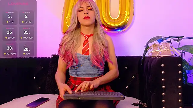 Snapshot of Milow_Russo_ chatting on January 2026 06:32:02 PM Milow Russo online show from January 2026 06:32:02 PM