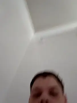 Snapshot of WaningNorth chatting on April 2026 09:27:01 AM WaningNorth online show from April 2026 09:27:01 AM