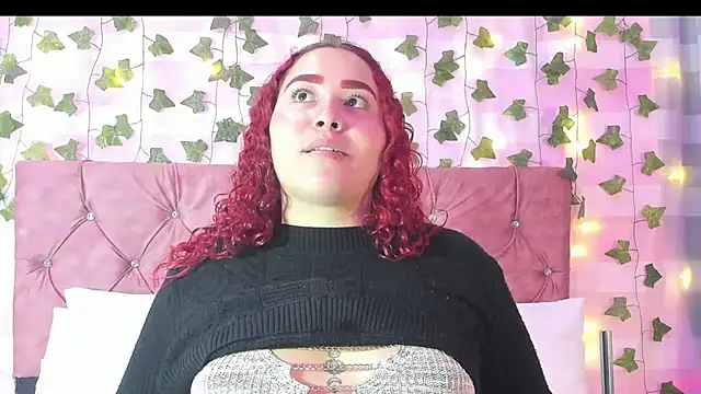 Snapshot of Ayla-marttinez chatting on February 2026 01:43:02 AM Ayla-marttinez online show from February 2026 01:43:02 AM