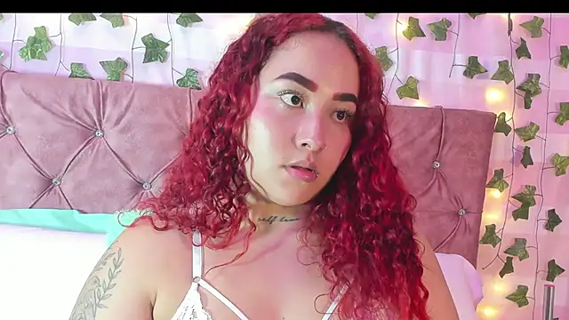 Snapshot of Ayla-marttinez chatting on February 2026 02:18:02 AM Ayla-marttinez online show from February 2026 02:18:02 AM