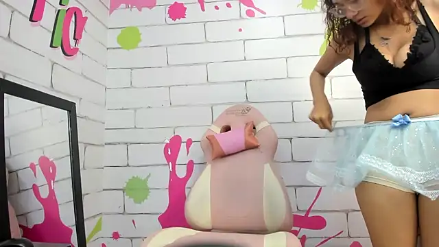 Jadde Greyy  online show from March 2026 02:49:02 AM