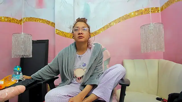 Snapshot of Jadde_Greyy_ chatting on April 2026 12:04:01 PM Jadde Greyy online show from April 2026 12:04:01 PM
