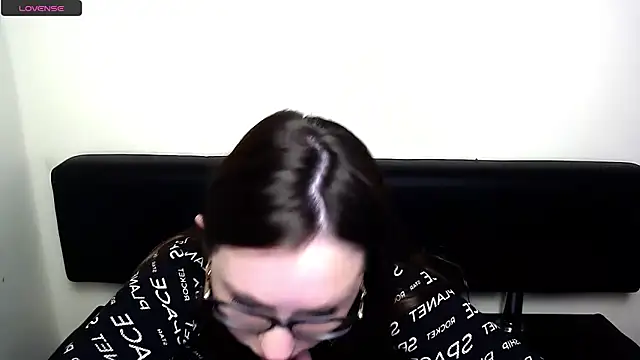 LiliaErmi online show from March 2026 08:37:02 AM