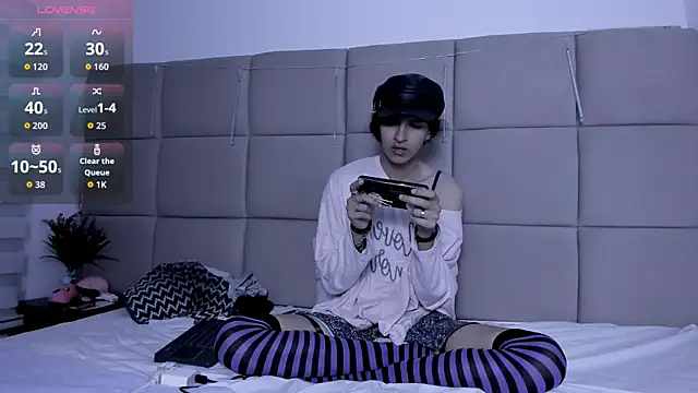 vannellope 96 online show from February 2026 07:01:02 PM