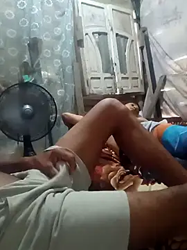 Snapshot of twobigscock23 chatting on December 2025 03:05:01 PM twobigscock23 online show from December 2025 03:05:01 PM