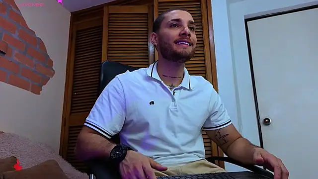 Snapshot of King_meruem chatting on December 2025 01:18:02 PM King meruem online show from December 2025 01:18:02 PM