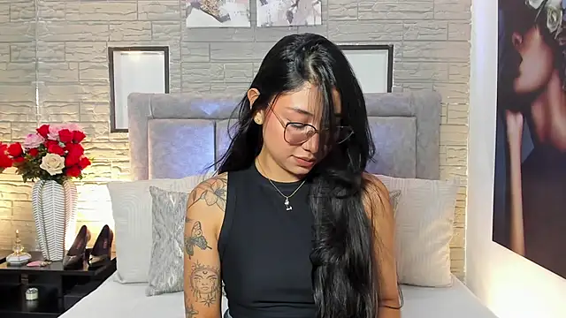 Snapshot of LanaRouse chatting on February 2026 03:34:02 PM LanaRouse online show from February 2026 03:34:02 PM