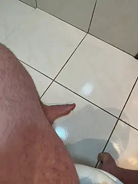 Snapshot of EngenheiroNovinho chatting on January 2026 08:34:02 PM EngenheiroNovinho online show from January 2026 08:34:02 PM