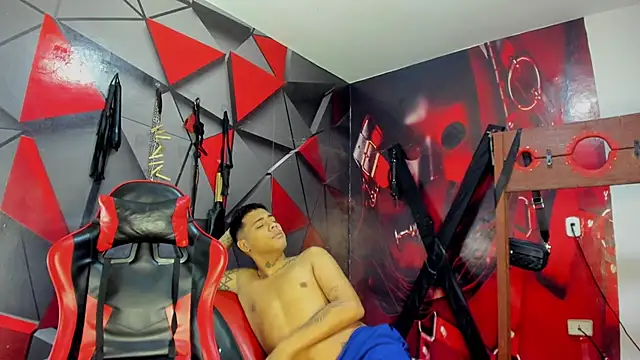 Hot Boys 69 online show from February 2026 12:00:01 PM