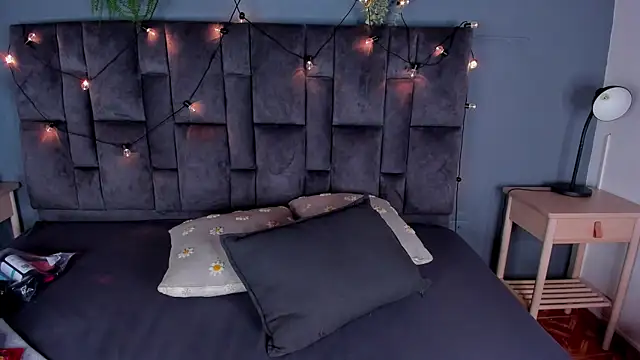 Snapshot of Miia_Anderson chatting on January 2026 08:25:02 PM Miia Anderson online show from January 2026 08:25:02 PM