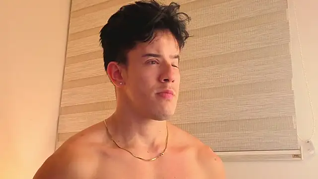 maxxcooper1 online show from January 2026 06:07:02 AM