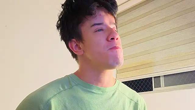 maxxcooper1 online show from February 2026 04:17:02 AM