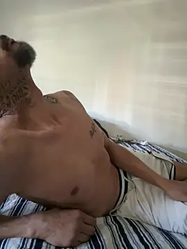 faces818 online show from April 2026 10:43:01 PM