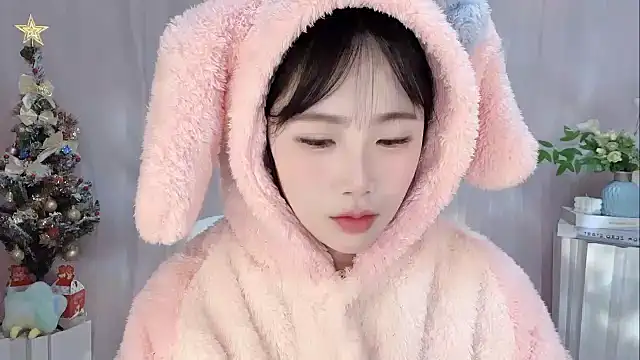 Snapshot of Pinkgirl520 chatting on January 2026 02:04:02 AM Pinkgirl520 online show from January 2026 02:04:02 AM