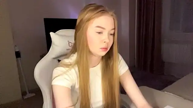 LumiSun online show from March 2026 07:42:02 PM