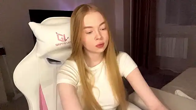 LumiSun online show from March 2026 06:45:02 PM