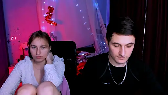 Snapshot of beauty_liam chatting on February 2026 11:44:01 PM beauty liam online show from February 2026 11:44:01 PM