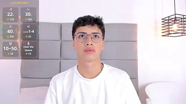 Snapshot of JoshClaarktt chatting on February 2026 03:38:02 AM JoshClaarktt online show from February 2026 03:38:02 AM