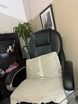 TaylorSweetI online show from July 2026 10:52:02 AM
