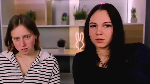 Snapshot of mira_vibe chatting on February 2026 08:08:02 PM mira vibe online show from February 2026 08:08:02 PM