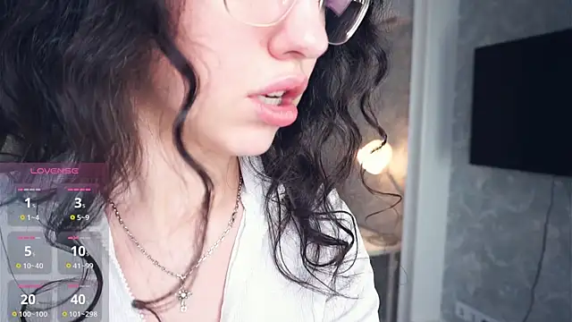 OdetteWitschi online show from January 2026 06:59:02 AM