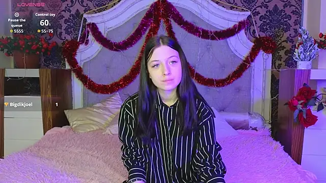 Snapshot of AlicePowells chatting on January 2026 11:35:01 AM AlicePowells online show from January 2026 11:35:01 AM