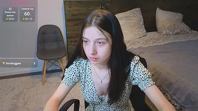 Snapshot of AlicePowells chatting on February 2026 11:30:02 AM AlicePowells online show from February 2026 11:30:02 AM