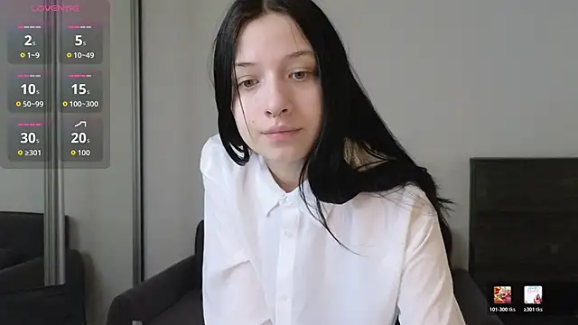 AlicePowells online show from April 2026 11:09:01 AM