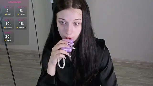 AlicePowells online show from July 2026 11:13:01 AM