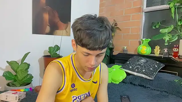 Andy Belier23 online show from March 2026 02:17:02 AM