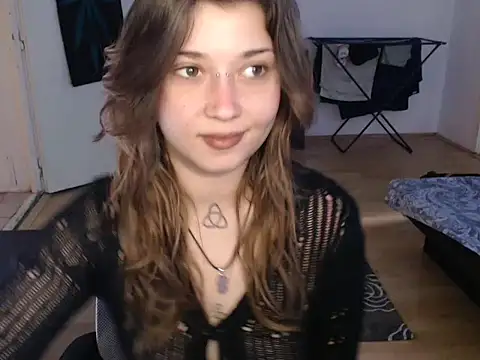 AlienforTwenty online show from January 2026 08:08:02 AM