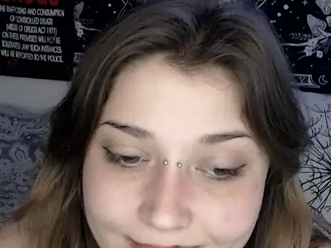 AlienforTwenty online show from February 2026 11:05:02 AM