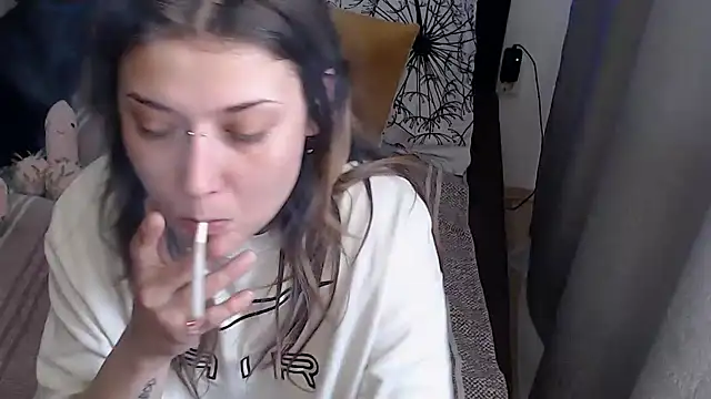AlienforTwenty online show from April 2026 09:29:02 AM