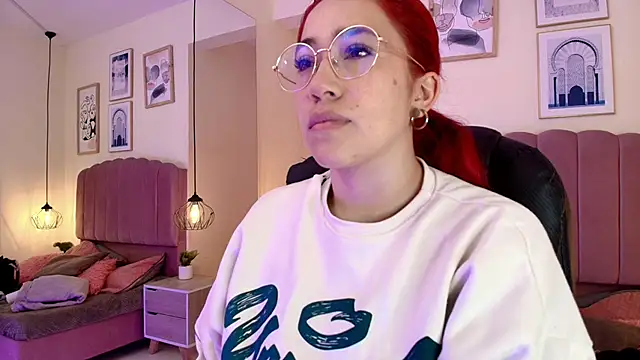 Snapshot of Celestee15_ chatting on February 2026 11:25:01 AM Celestee15 online show from February 2026 11:25:01 AM