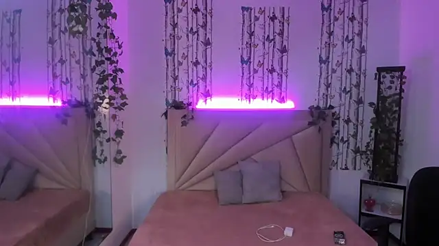 Snapshot of valeria_dark_ chatting on February 2026 07:40:01 PM valeria dark online show from February 2026 07:40:01 PM