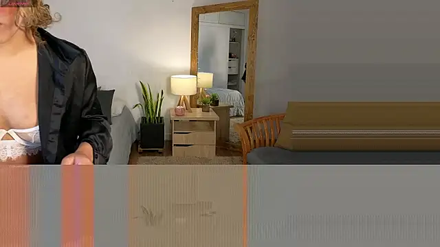 Snapshot of Grecia_Miller_ chatting on March 2026 12:12:02 PM Grecia Miller online show from March 2026 12:12:02 PM